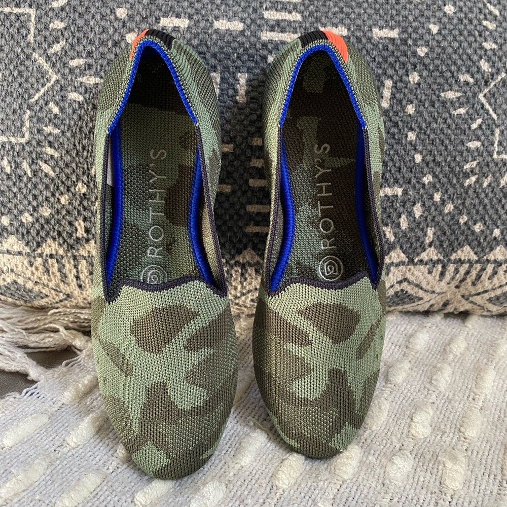 {Rothy’s} The Flat in Olive Camo - Picture 4 of 9
